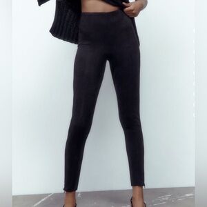 ZARA BASIC BLACK FAUX SUEDE FLAT FRONT TAPERED LEG SIDE ZIP PANTS SZ LARGE